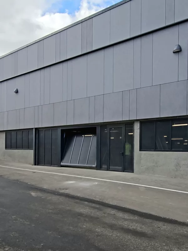 Vienplaknes vārti